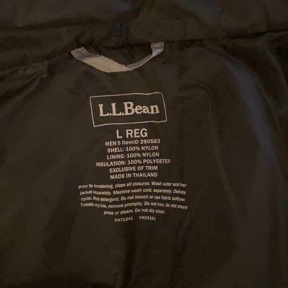L.L. Bean 2 in 1 jacket. Black. Great condition! Rarely used. - Picture 7 of 7